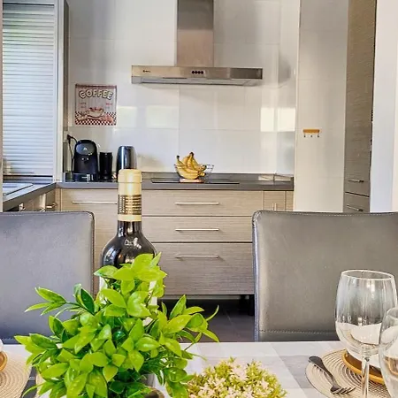 Lovely Apartment:quiet, Sunny And Residential * Denia